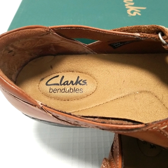 Clark's Bendables 7 1/2 M Ashland Spin Leather Slip-on Tan Loafers - Picture 6 of 7